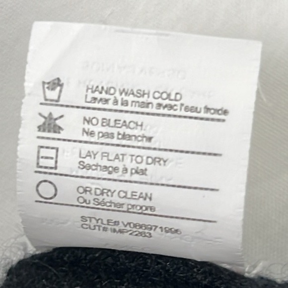 Vince Women’s Medium 100% Cashmere Black Open Front Pockets Long Cardigan - Picture 7 of 7